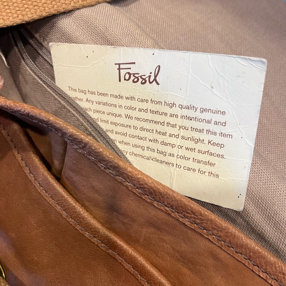 Authentic Fossil Genuine Soft Pebbled Leather Cro… - image 2